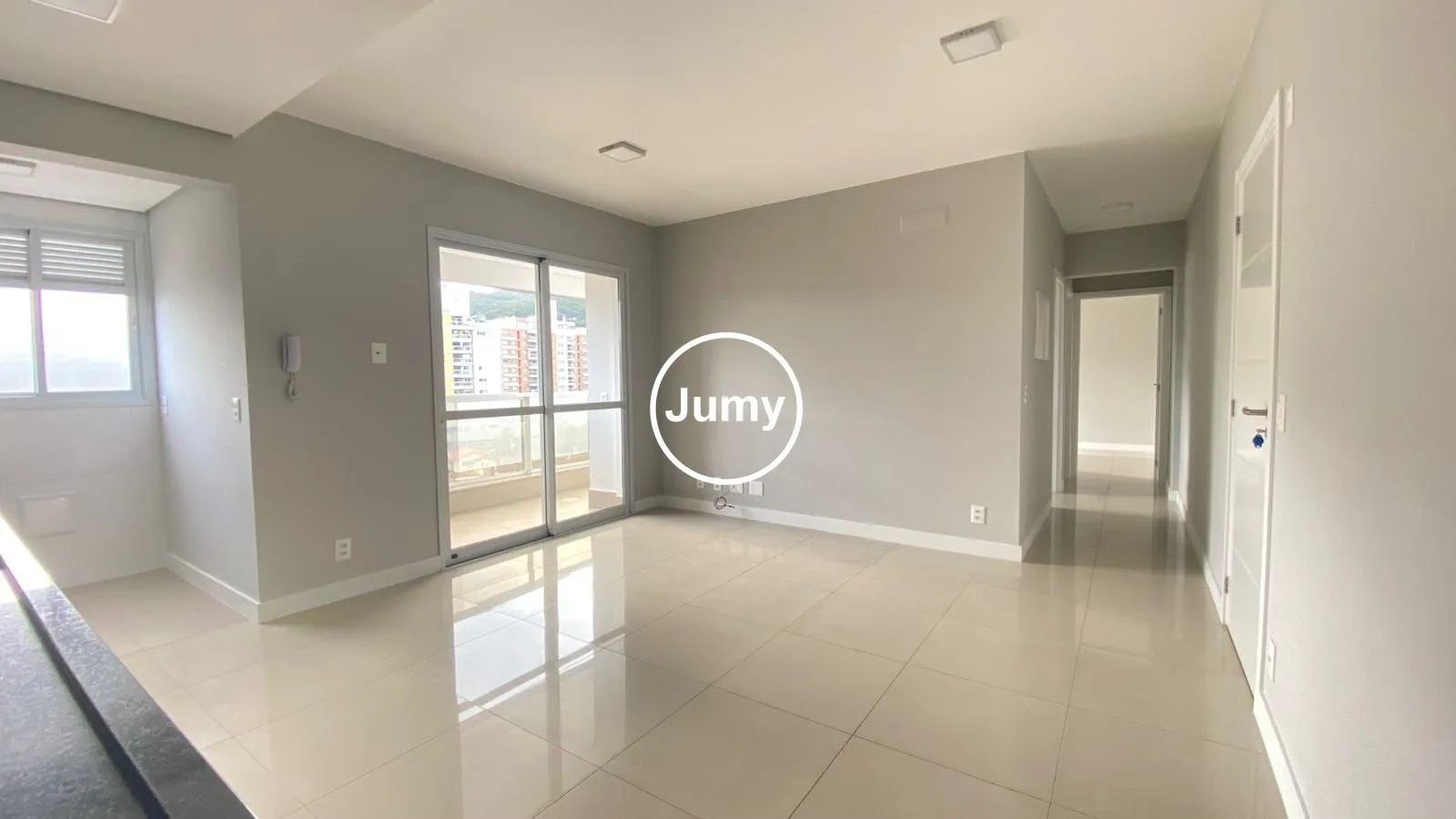 Apartamento de 2 quartos em condomínio com piscina — photo 5