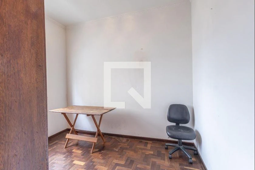 Apartamento com 4 quartos, cozinha com fogão a gás e varanda — photo 41