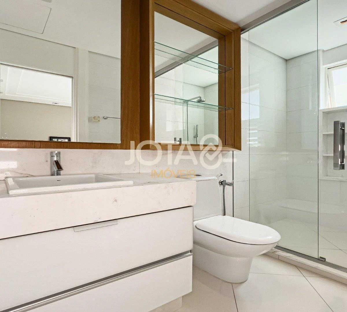 Apartamento mobiliado, 340 m², com banheira — photo 40