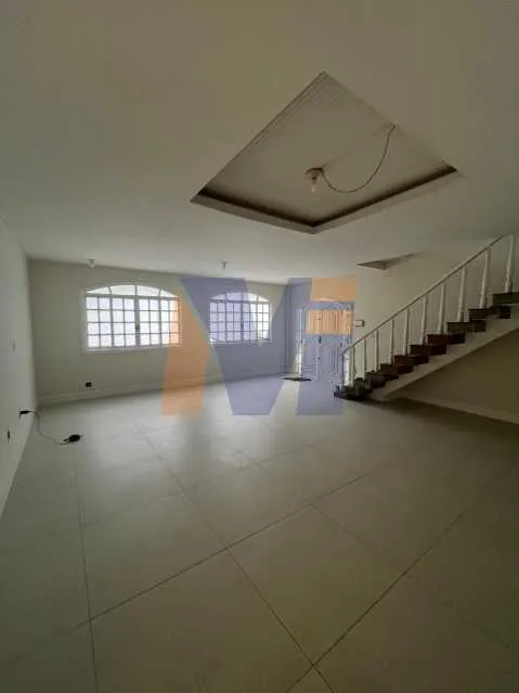 Duplex house with 4 bedrooms and a balcony grill — photo 2