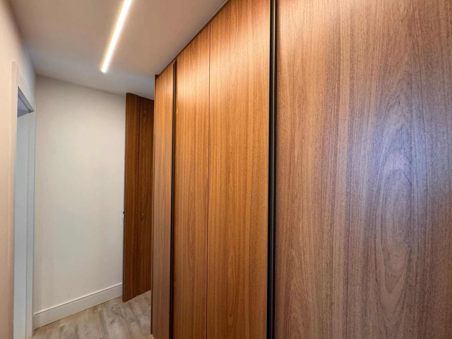 Apartamento mobiliado com 3 suítes e 4 vagas — photo 36