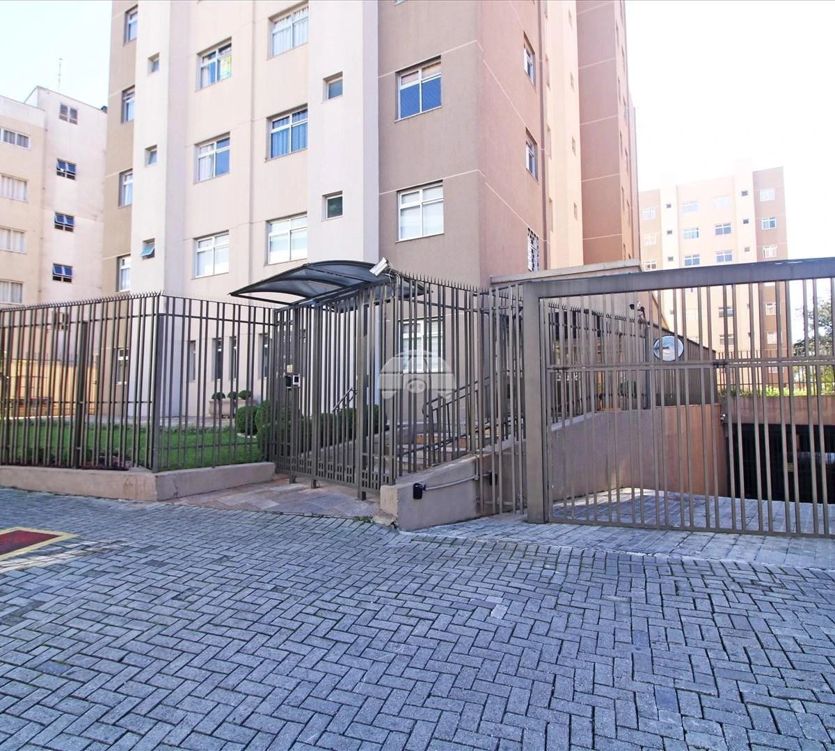 2-bedroom apartment with a washing machine in Curitiba — photo 23