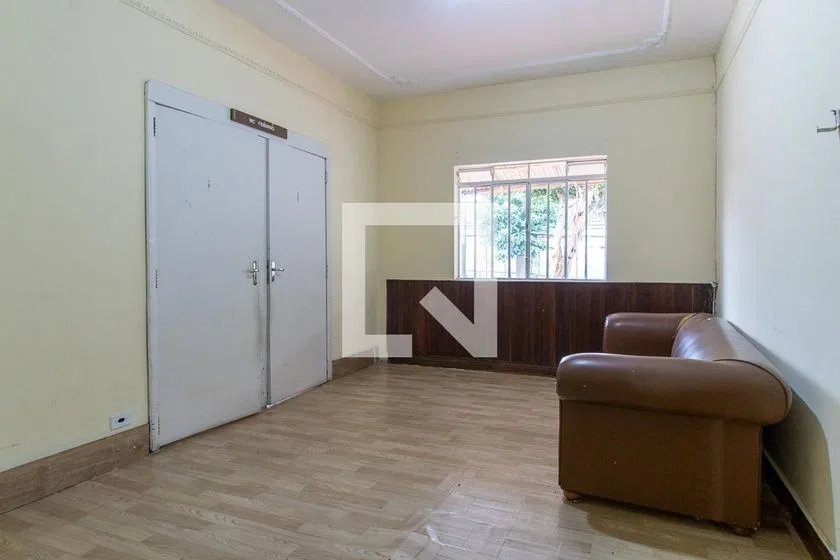 Casa sem mobília de 700 m² com 7 quartos e 6 banheiros — photo 26