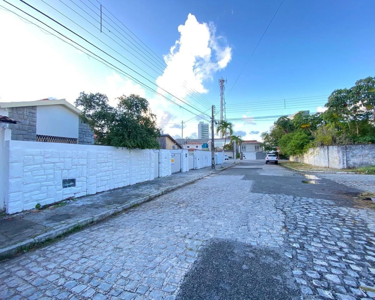 3-bedroom house, 1 with its own bathroom, 175 m² — photo 23