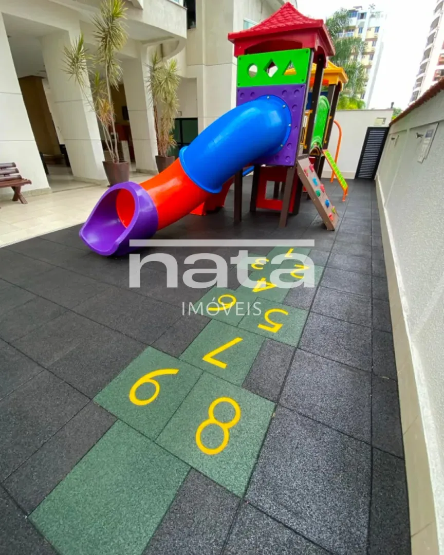 2-bedroom apartment with private kitchen and en-suite — photo 22