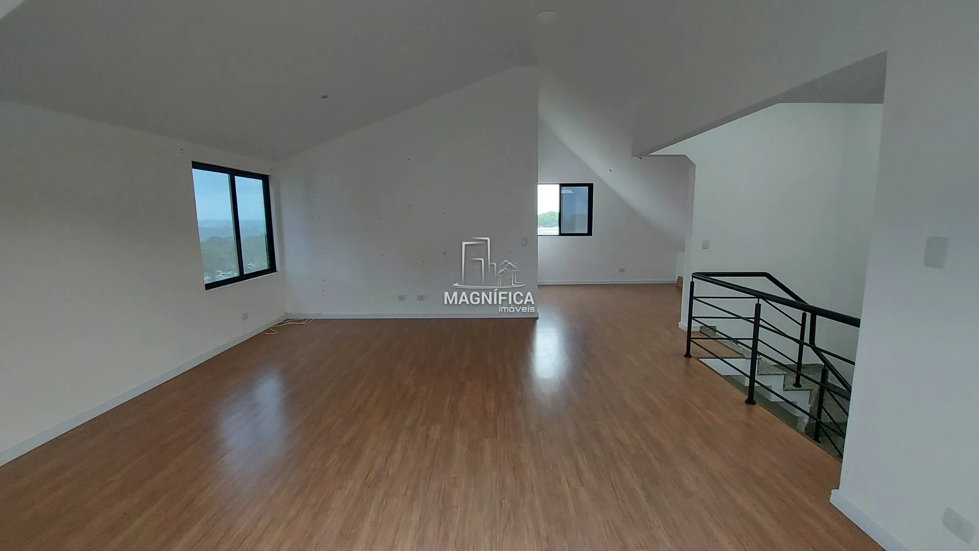 Unfurnished house with 5 bedrooms and 6 bathrooms — photo 29