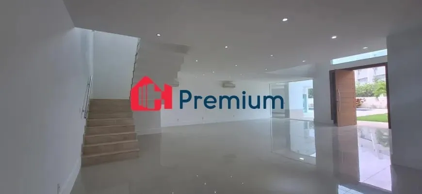 Casa para locação com 5 quartos e 5 banheiros — photo 4