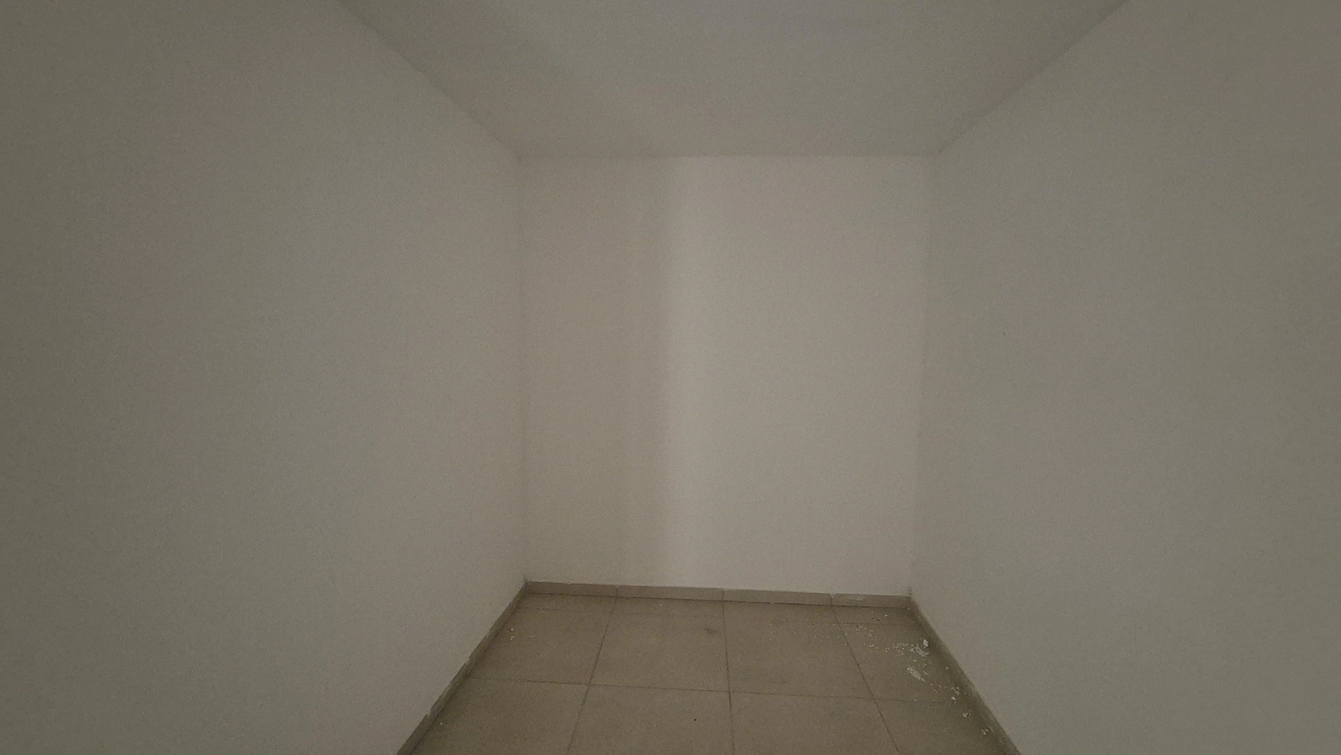 2-bedroom apartment with 1 bathroom and parking — photo 46