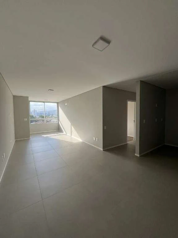 2 en-suite bedroom apartment with 102 m² and parking — photo 2