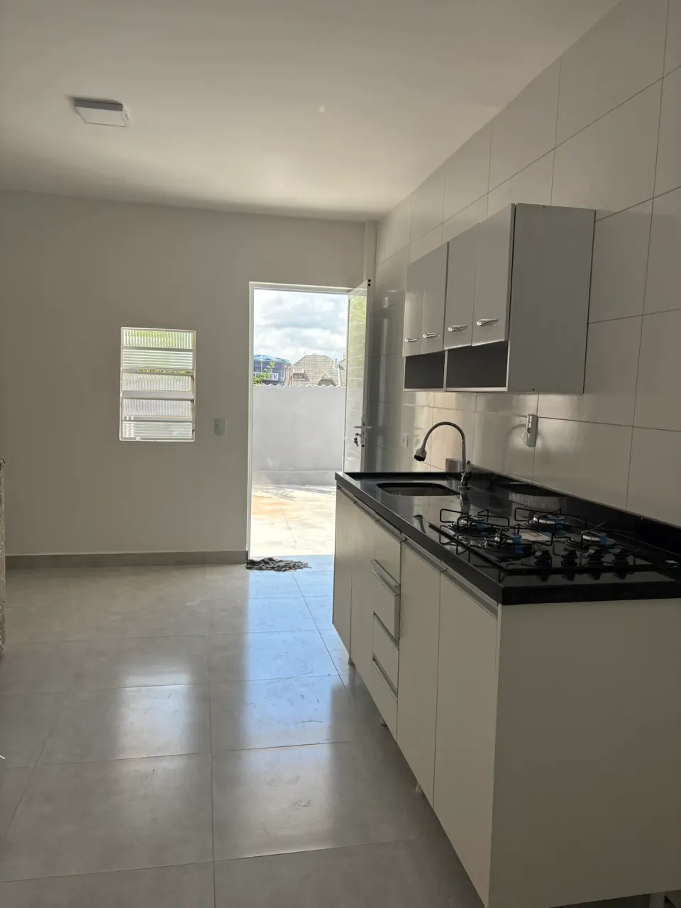 Furnished apartment with 1 bedroom and 1 bathroom — photo 8