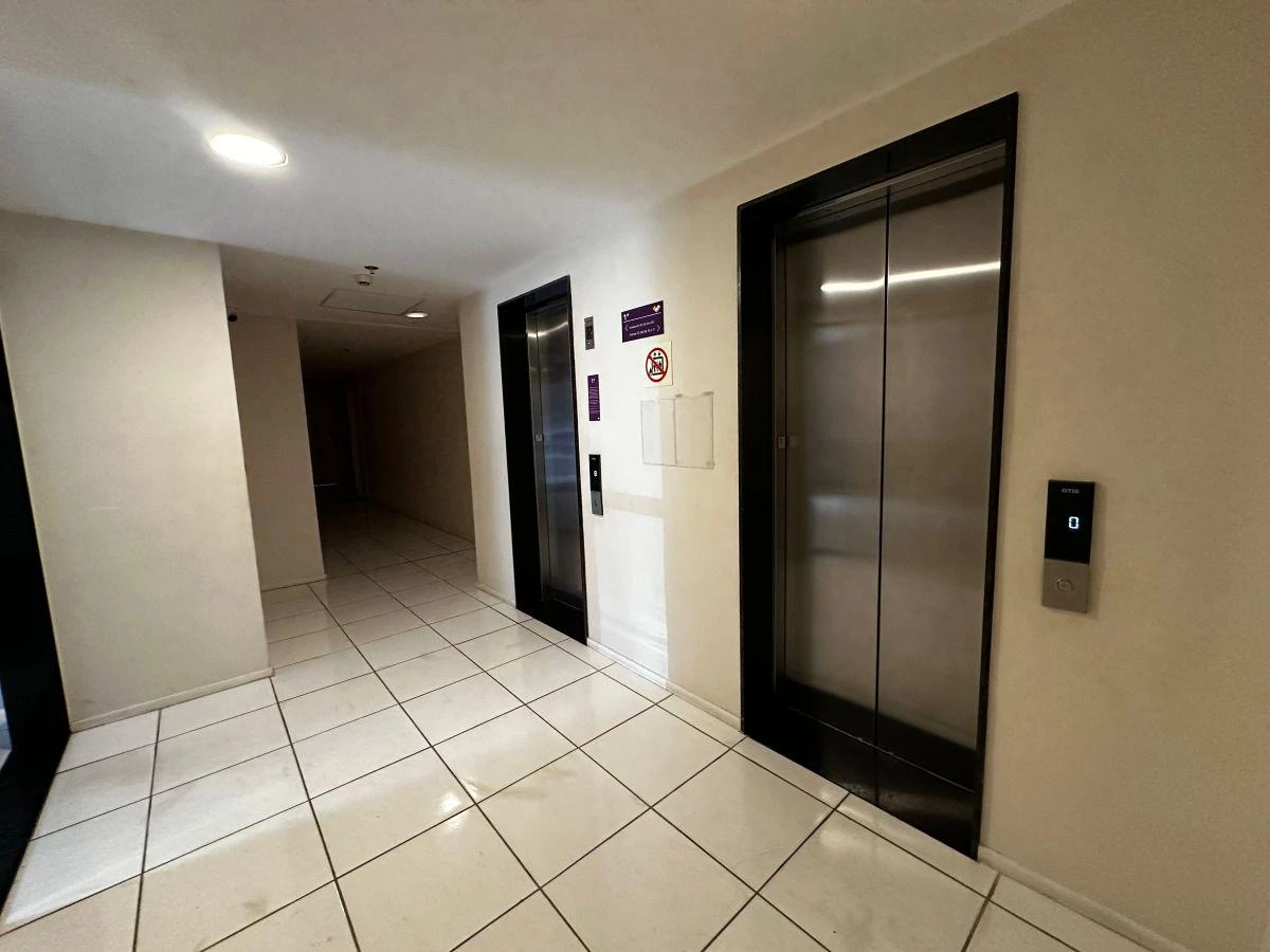 Furnished 44 m² apartment with 2 bedrooms and en-suite — photo 32