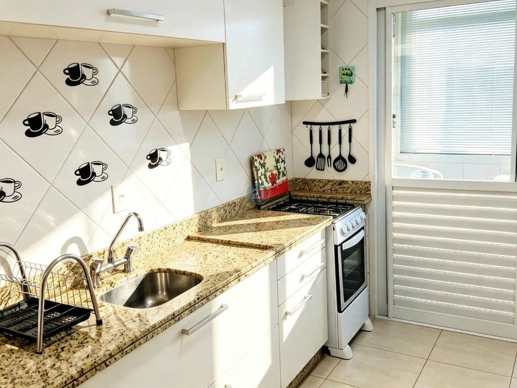 181 m² apartment with 3 bedrooms and mountain views — photo 2