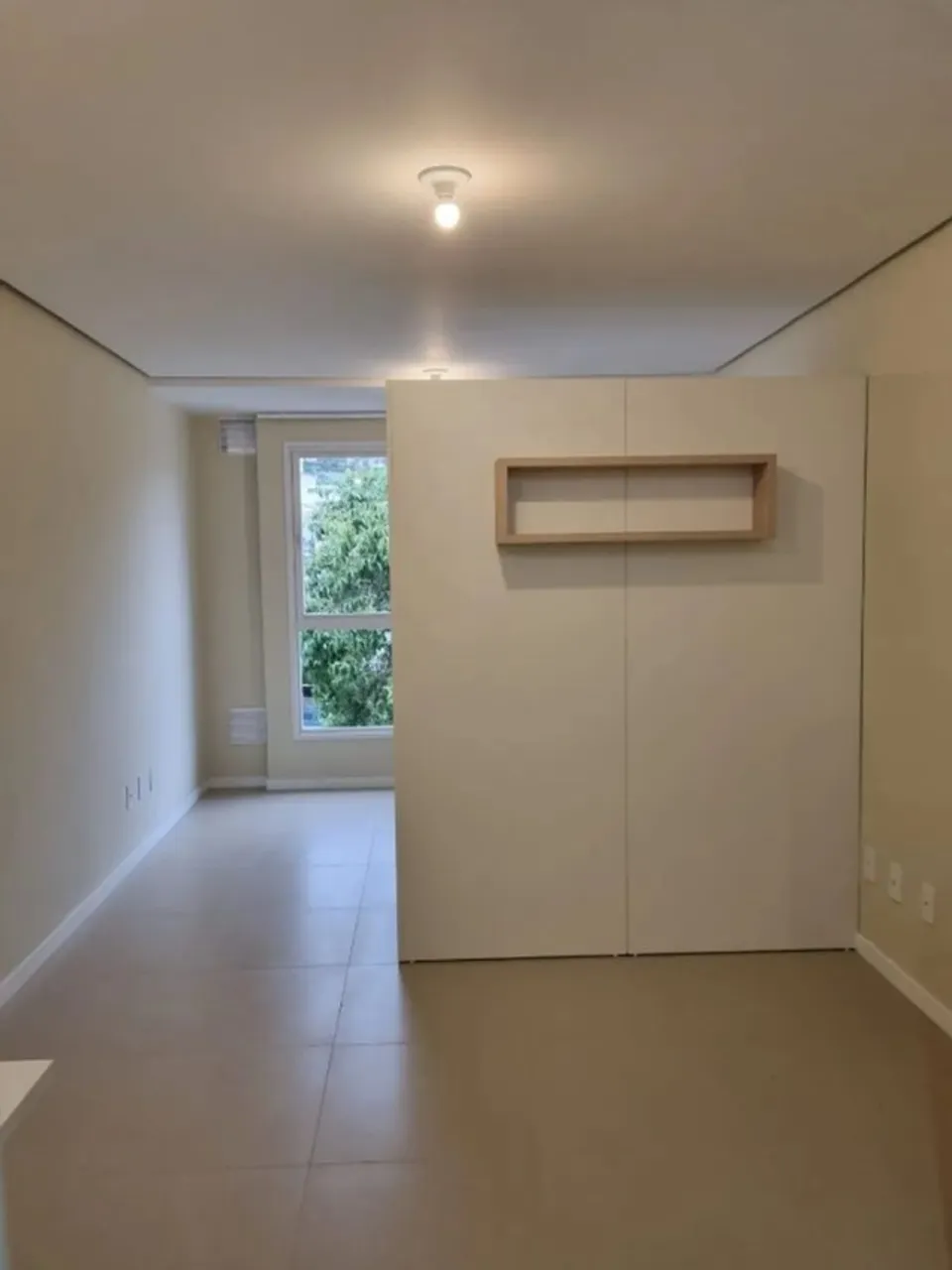 Unfurnished 1-bedroom apartment with gas stove — photo 6