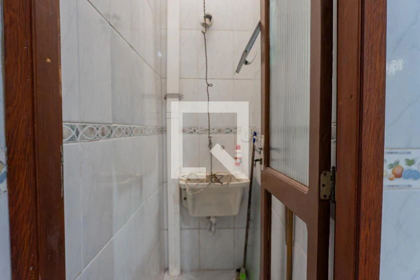 42 m² rental apartment with 2 bedrooms and balcony — photo 14