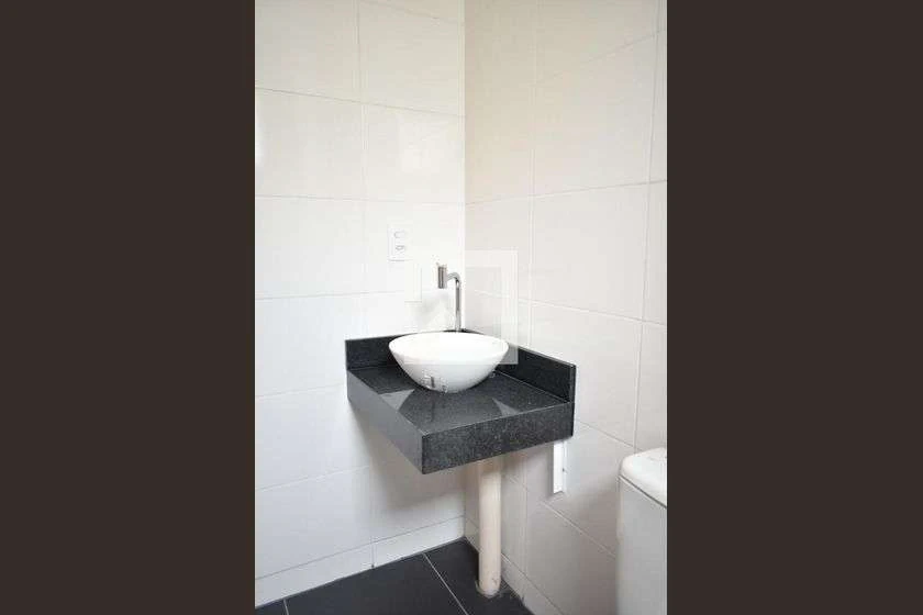 Apartamento de 2 dormitorios con balcón en el 5º piso — photo 24