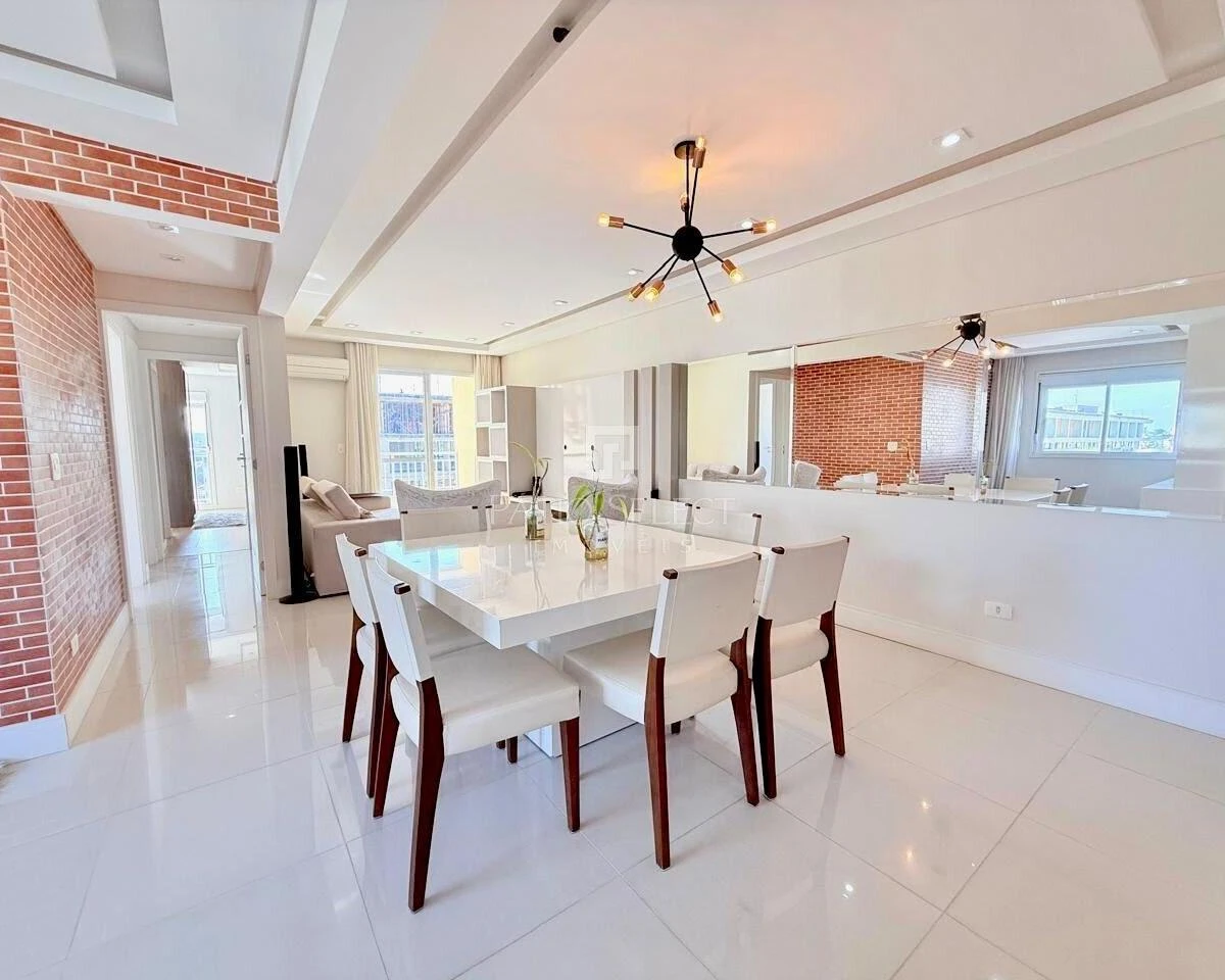 Furnished apartment with 2 bedrooms and glass balcony — photo 10