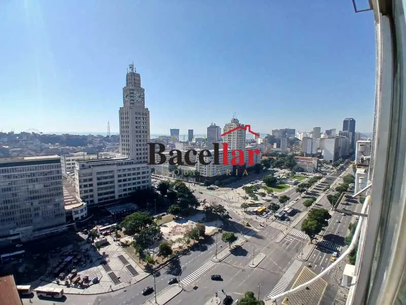 Apartamento de 1 quarto com janelas do piso ao teto, Centro — photo 21
