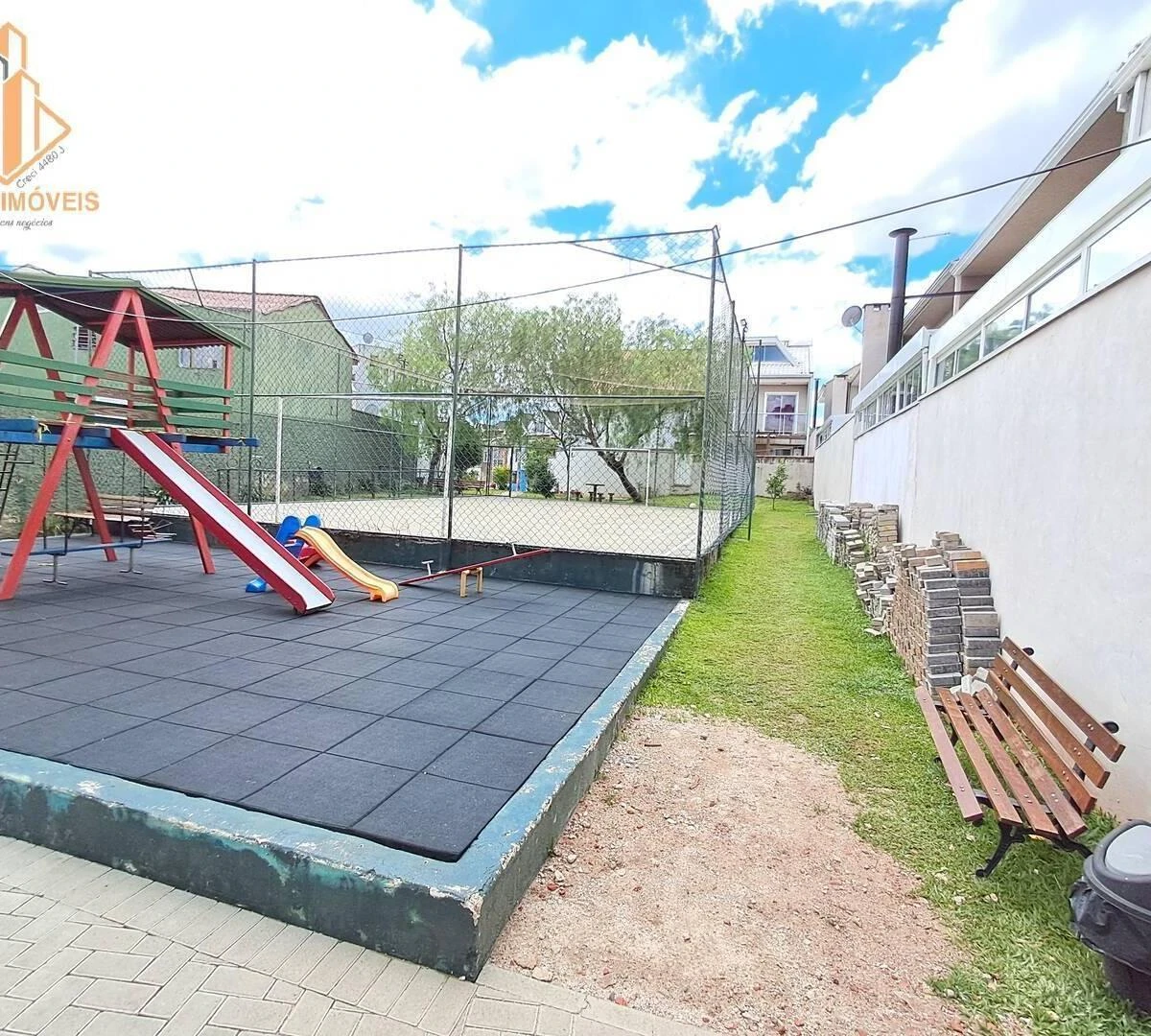 House with 4 bedrooms and 2 en-suites, 150 m² — photo 31