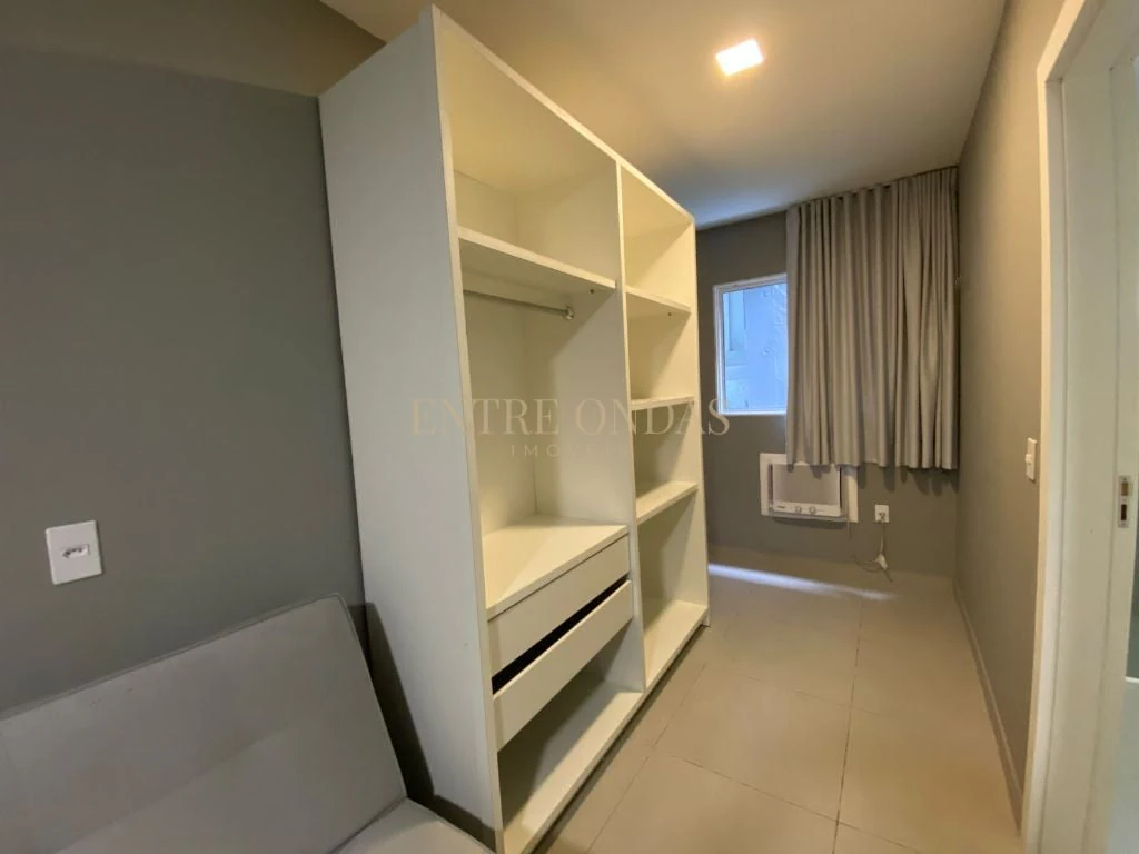 Furnished studio in a building with a gym — photo 22