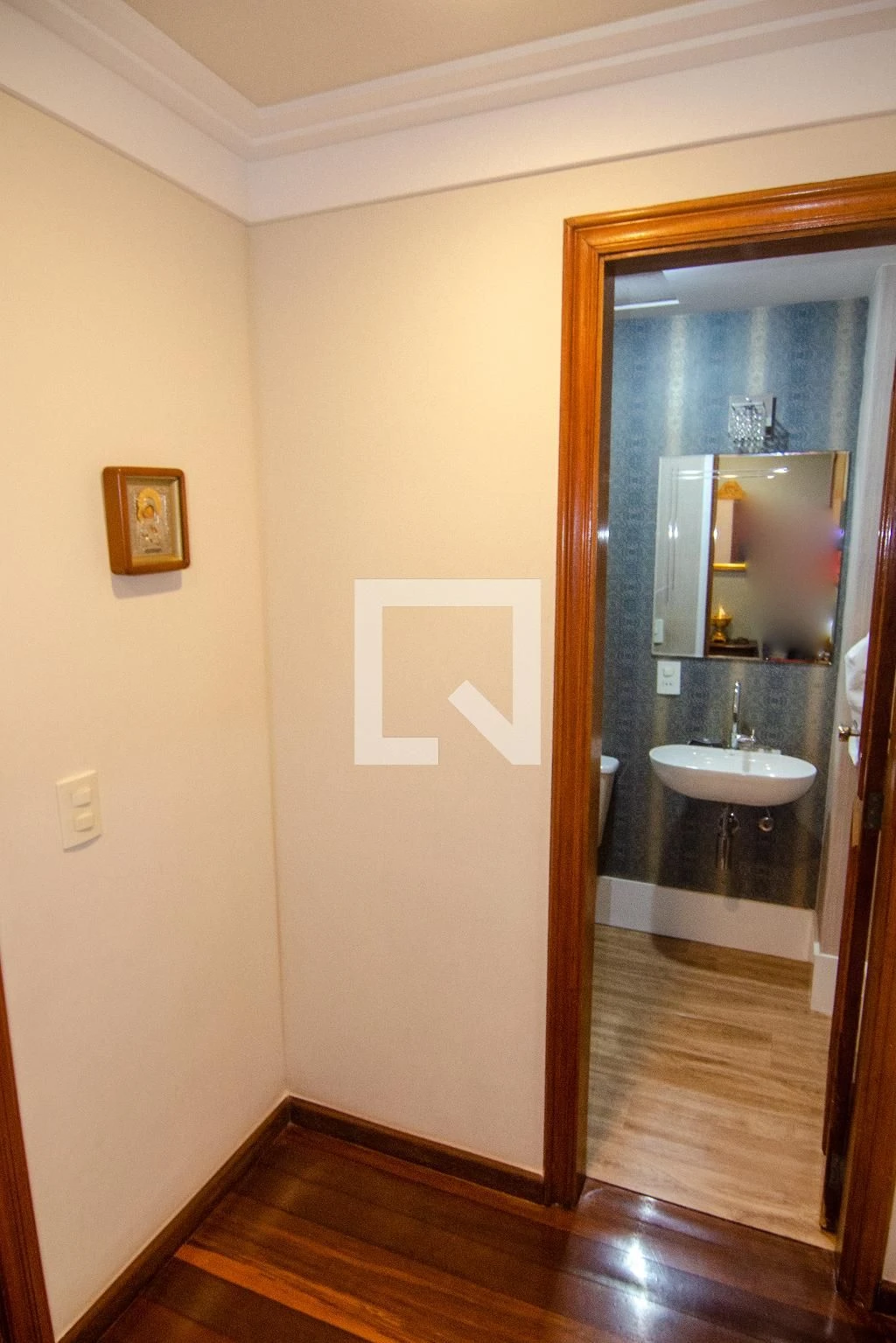 Furnished apartment, 166 m², with floor-to-ceiling windows — photo 35