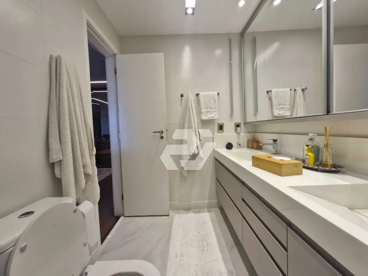 Apartamento para alugar com 4 quartos e cozinha americana — photo 53
