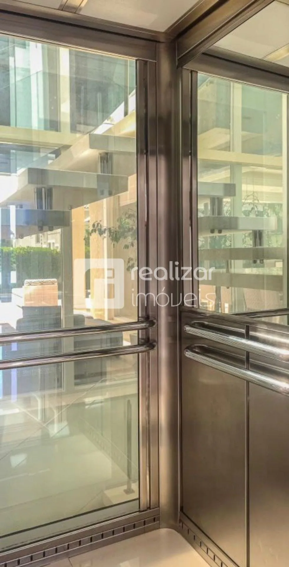 Casa mobiliada com 9 quartos e área externa privativa — photo 35