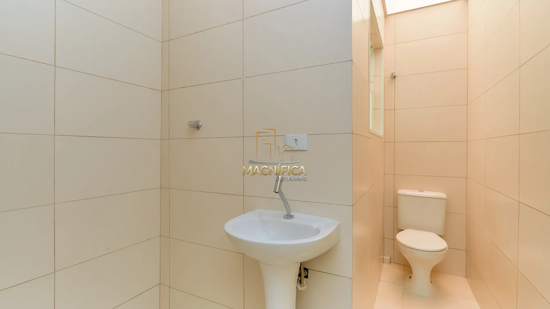Casa sin muebles para alquiler con 12 dormitorios y 4 baños — photo 17