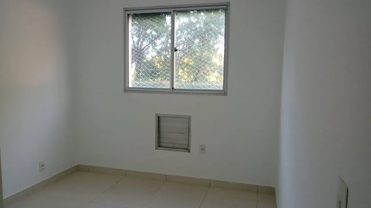 2-bedroom apartment with private garden and parking — photo 25
