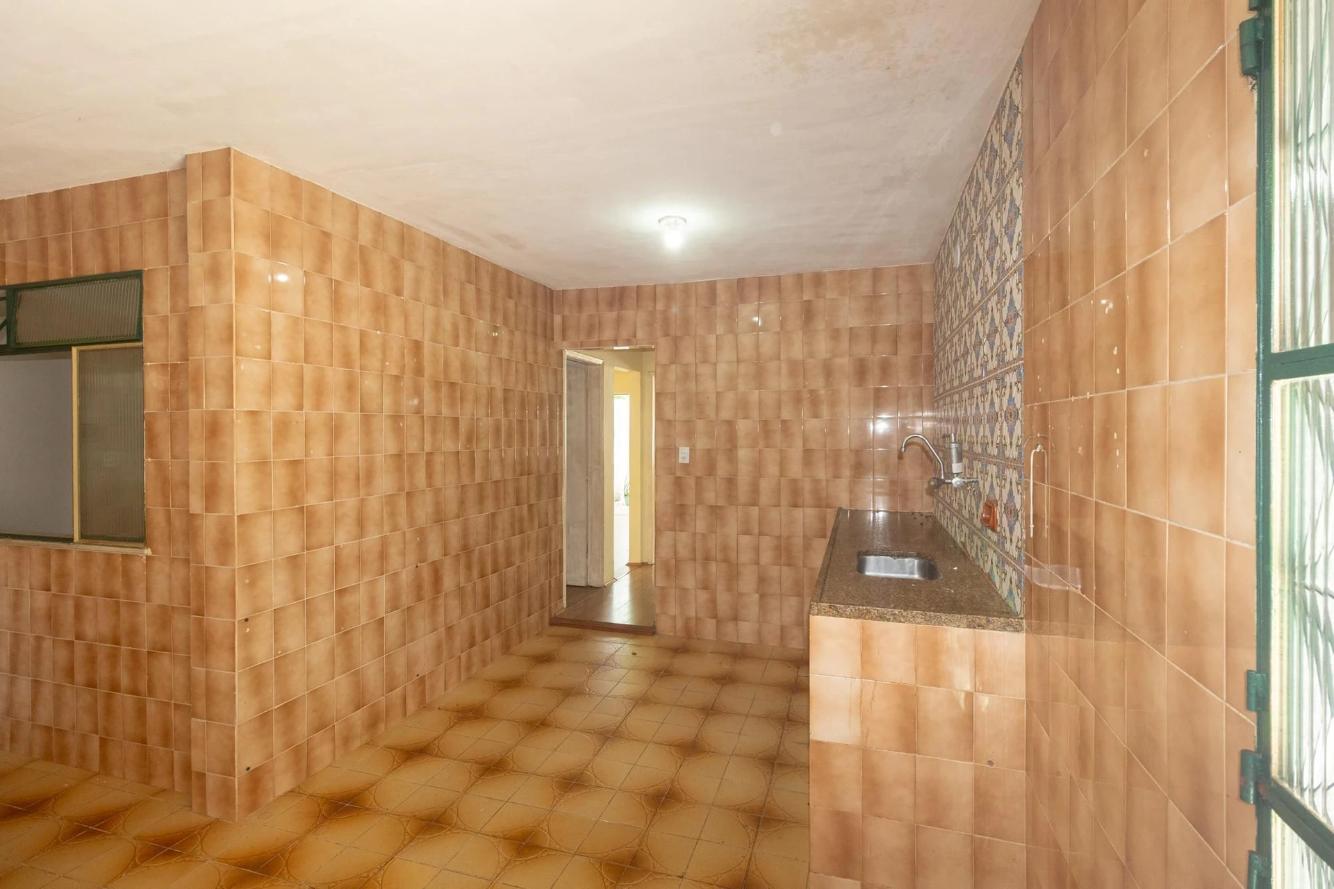 2-bedroom house with a garden — photo 38