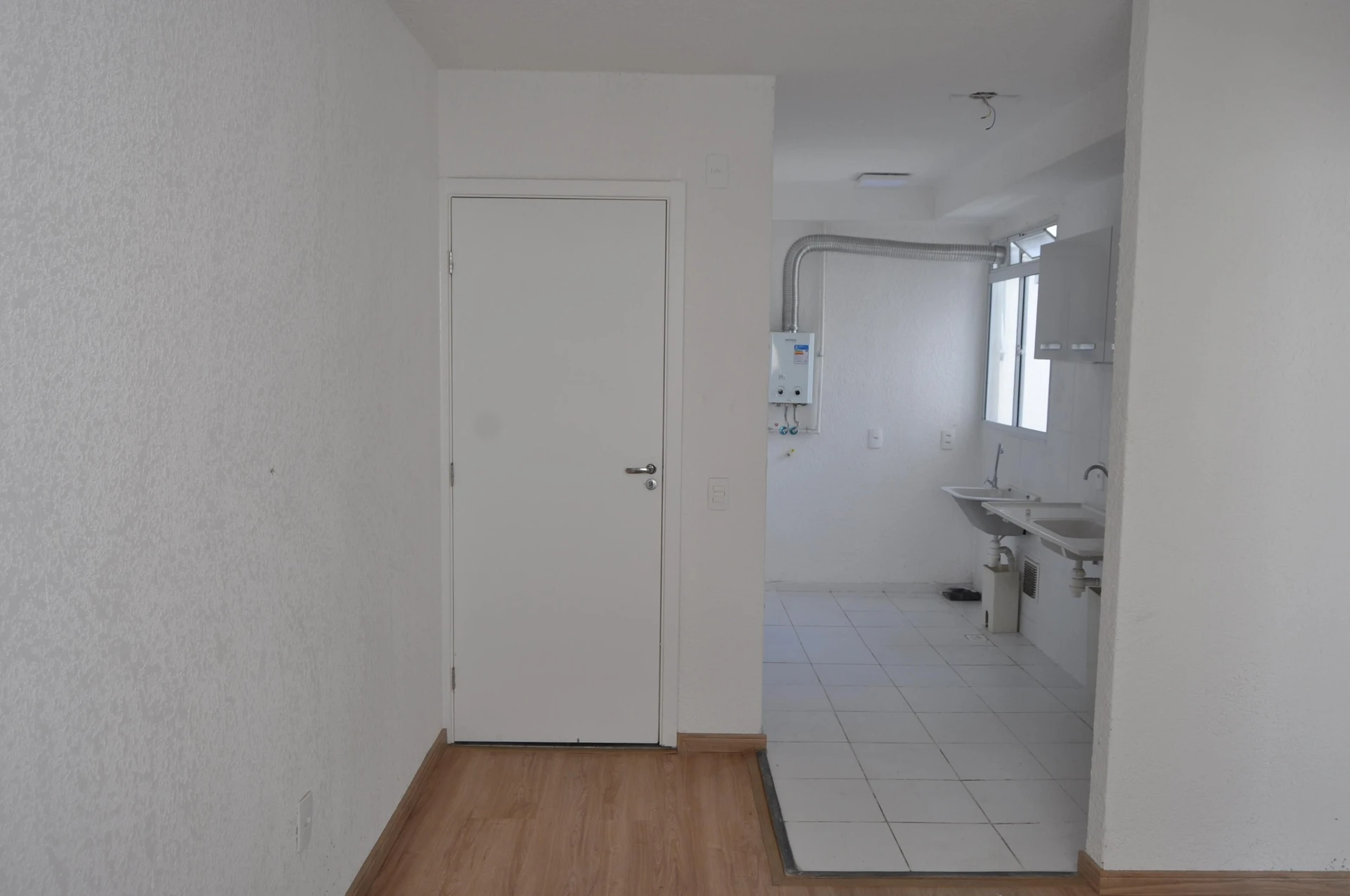 Apartment with 2 bedrooms, balcony and private garden — photo 19