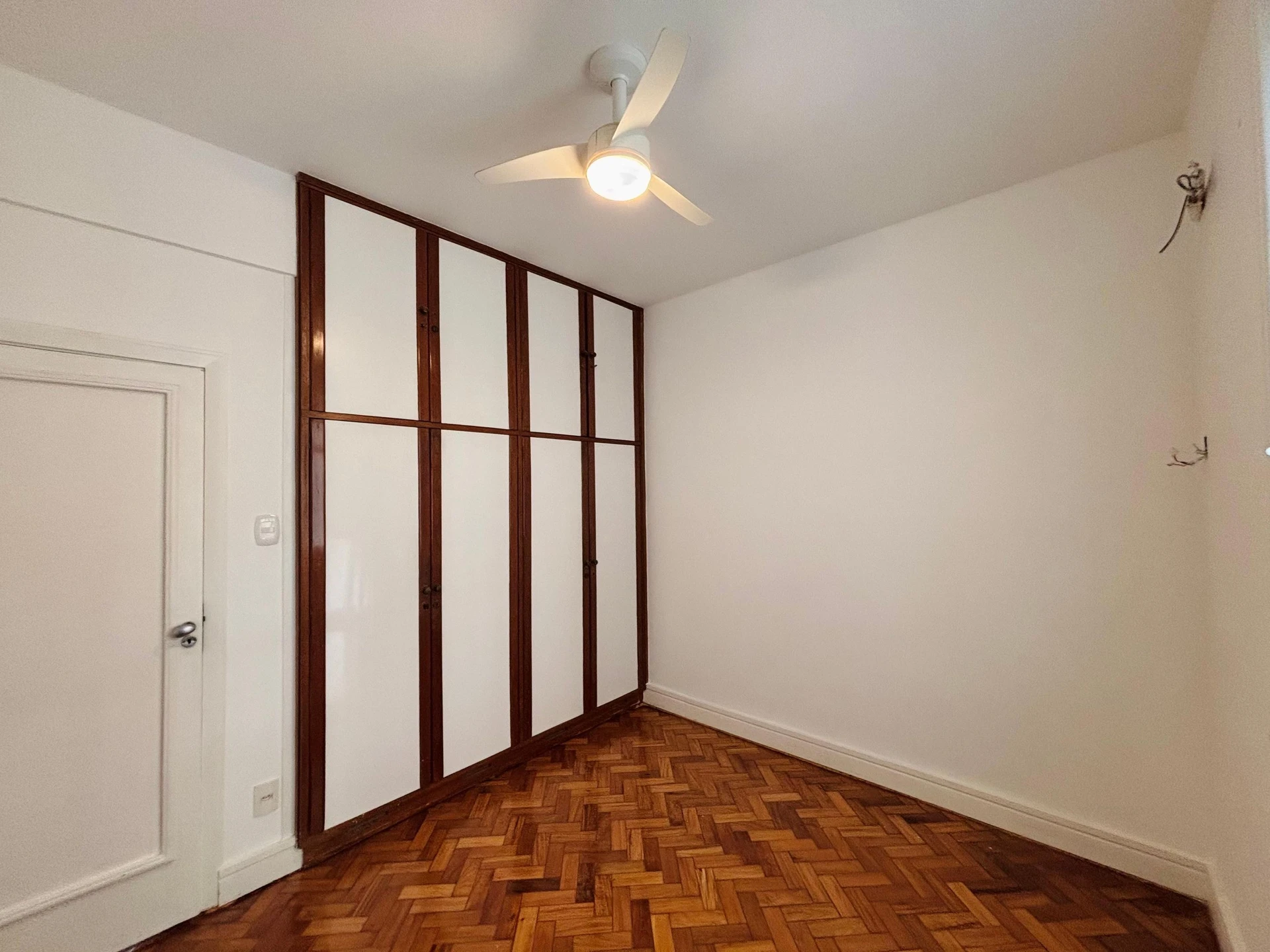 Apartamento mobiliado com 3 quartos e 2 banheiros — photo 12