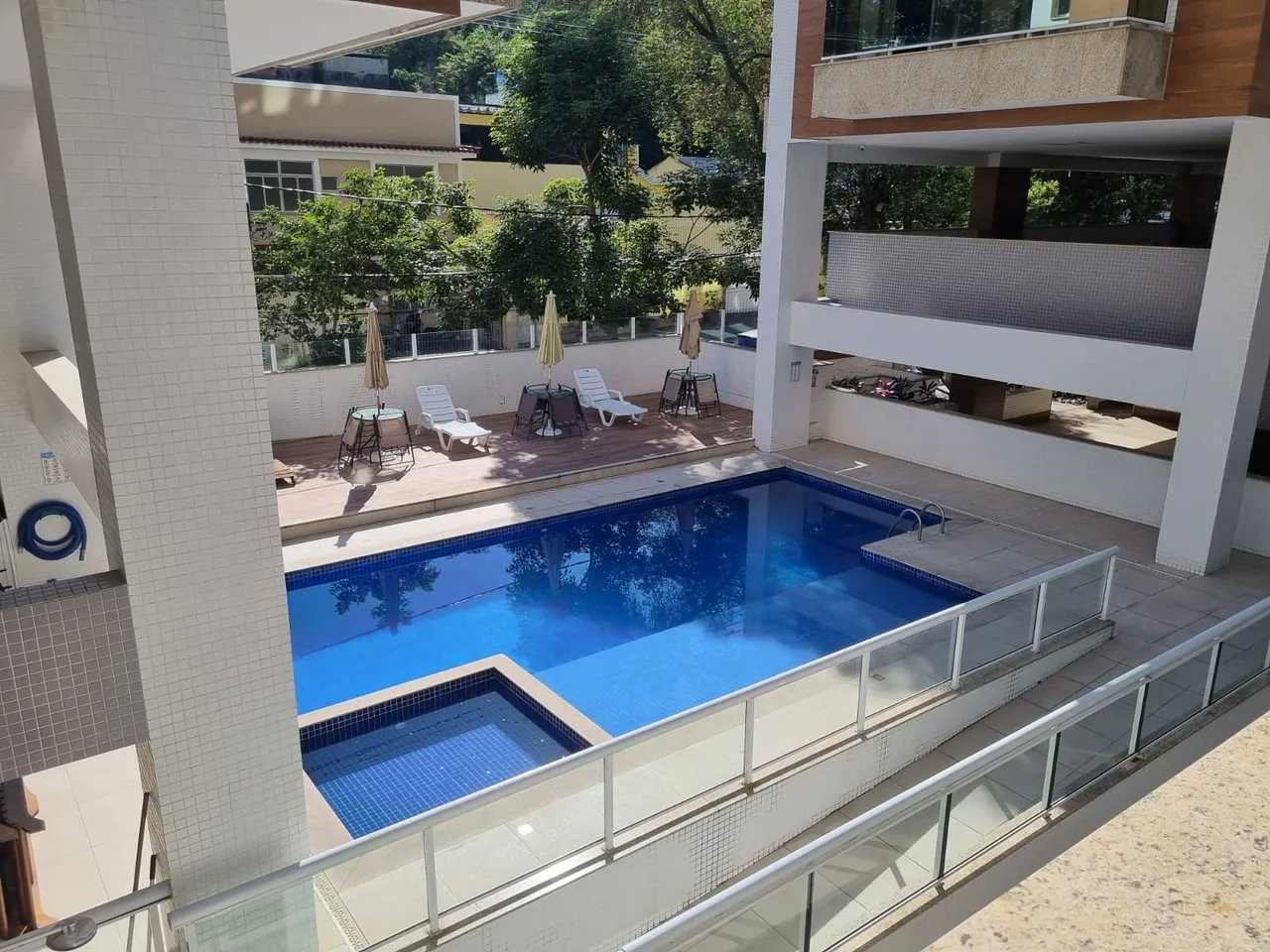 Apartamento mobiliado com 3 quartos e 3 banheiros — photo 9