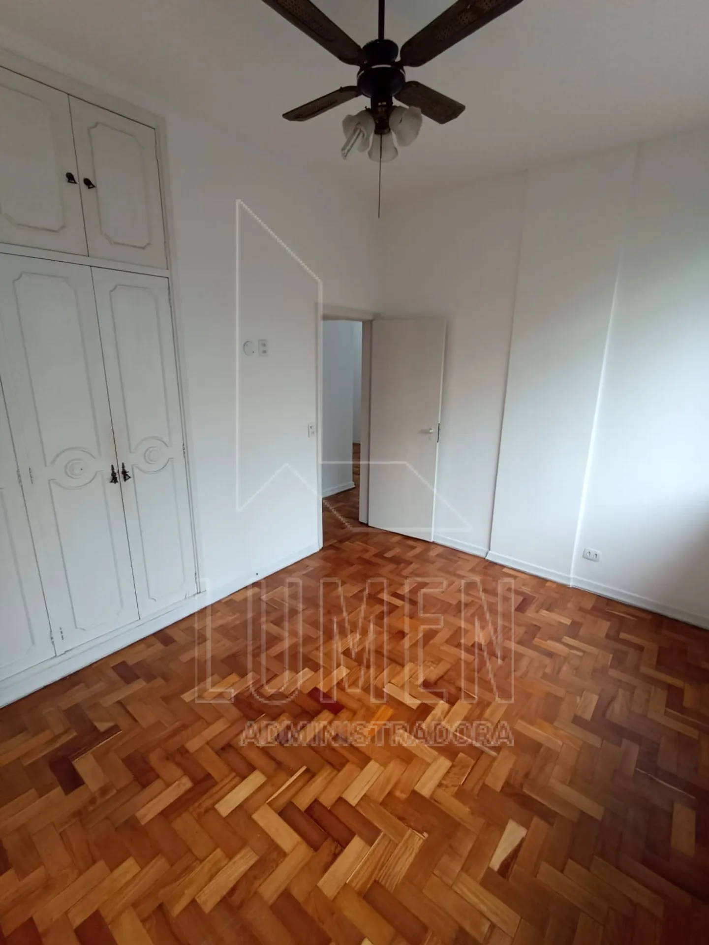Apartamento com piso de madeira ou laminado, Ipanema — photo 11