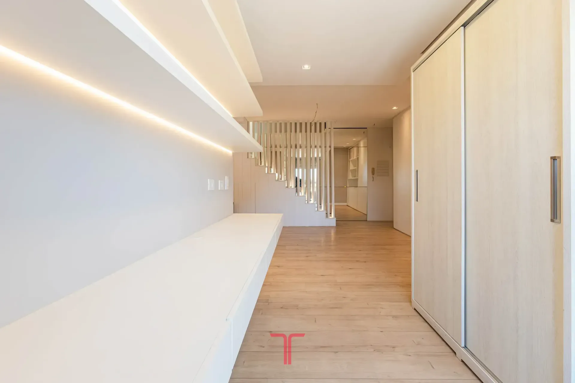 3 quartos e janelas do piso ao teto: apartamento de 141 m² — photo 47