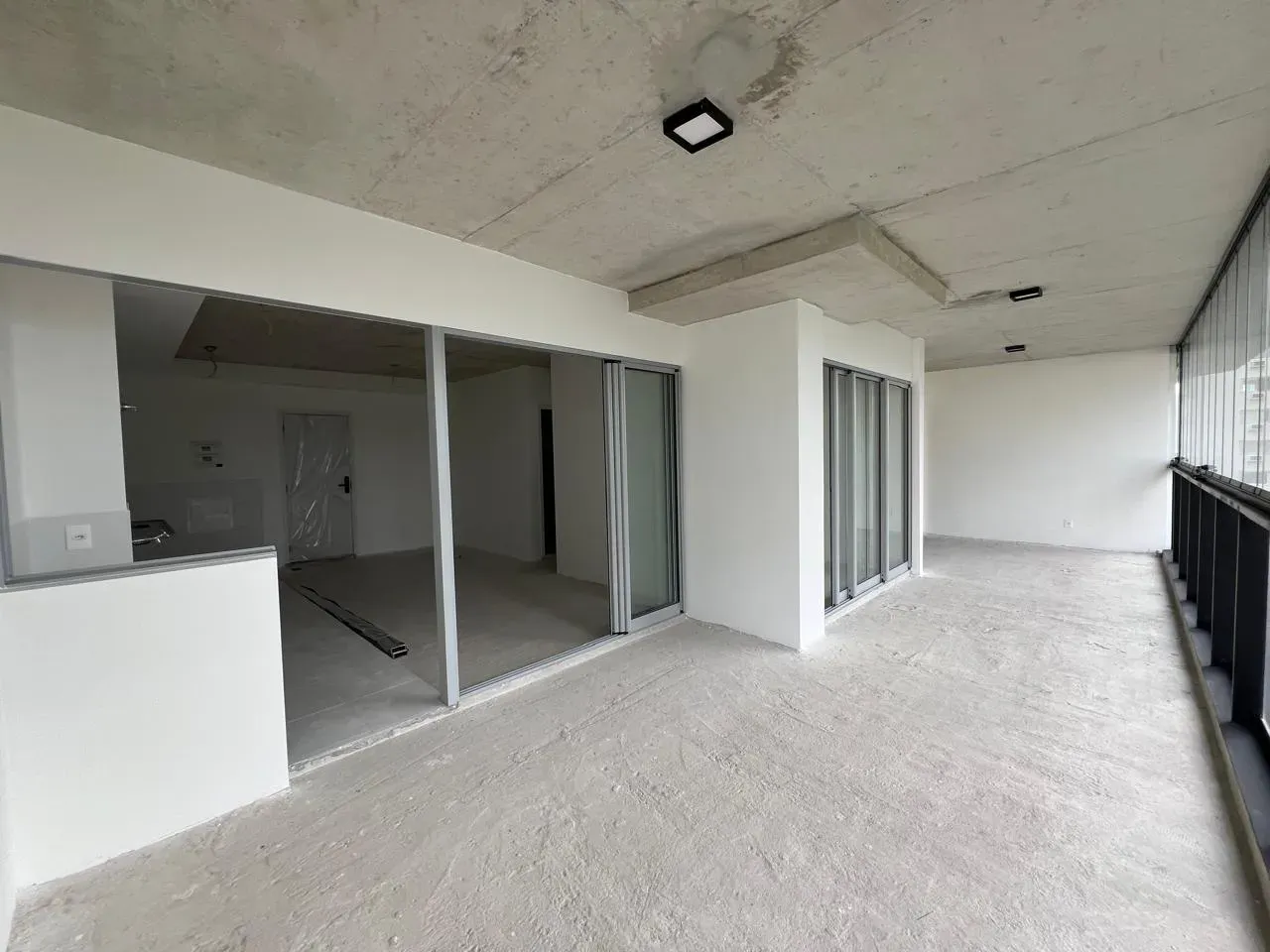 2-bedroom apartment in a building with a sauna — photo 10