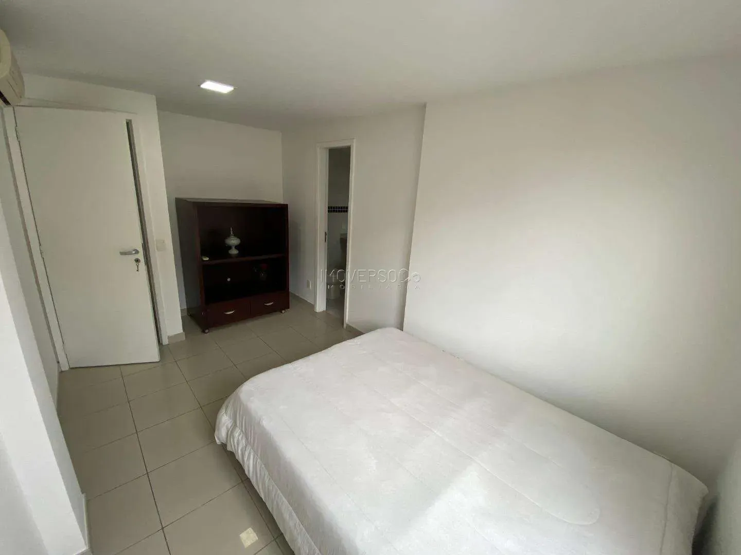 Apartment with 5 bedrooms and 5 bathrooms plus balcony — photo 45