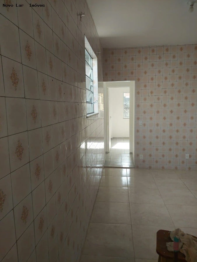 Casa tipo sobrado de 80 m² com 2 quartos e área de serviço — photo 18