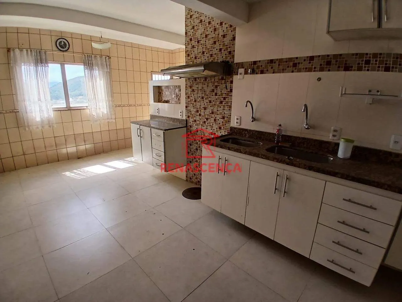 Apartment, 400 m², with a mountain view — photo 19