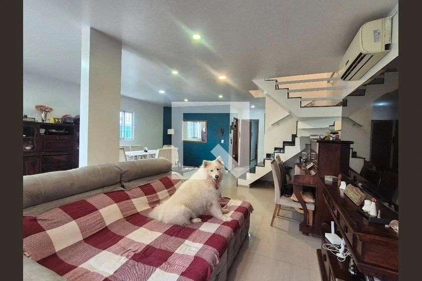 Condominium house with 4 bedrooms and a gas stove — photo 4