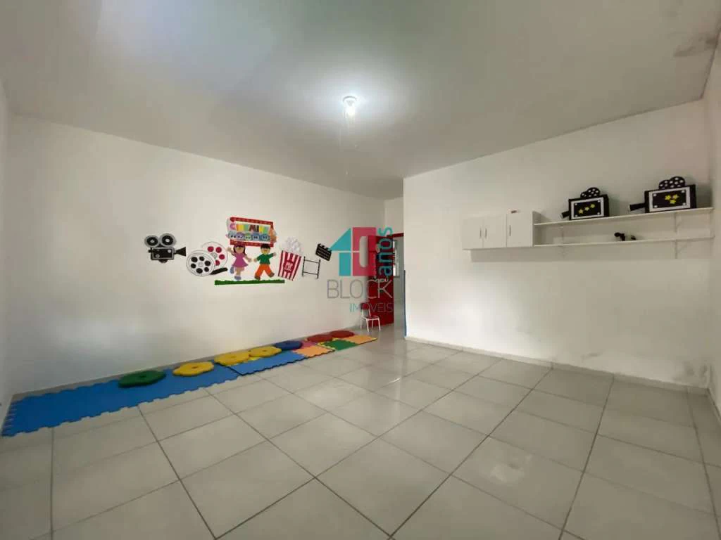 Casa duplex com 4 suítes e 6 banheiros, 450 m² — photo 18
