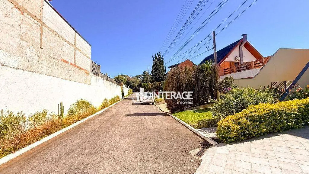 Condo house with private garden and laundry area — photo 59