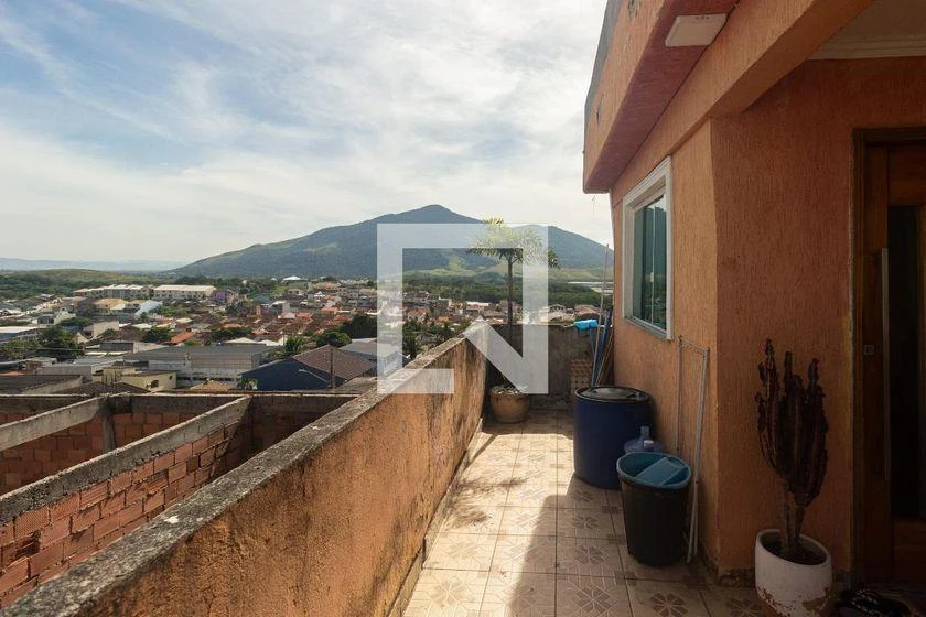Casa mobiliada com 2 quartos, 1 banheiro e 80 m² — photo 37