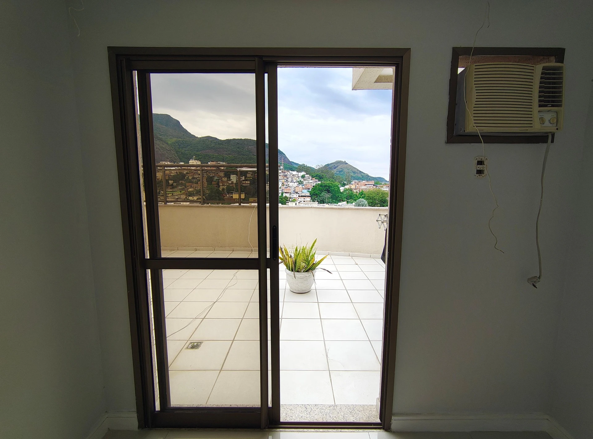 Apartamento para alugar com 3 quartos e 4 banheiros — photo 10