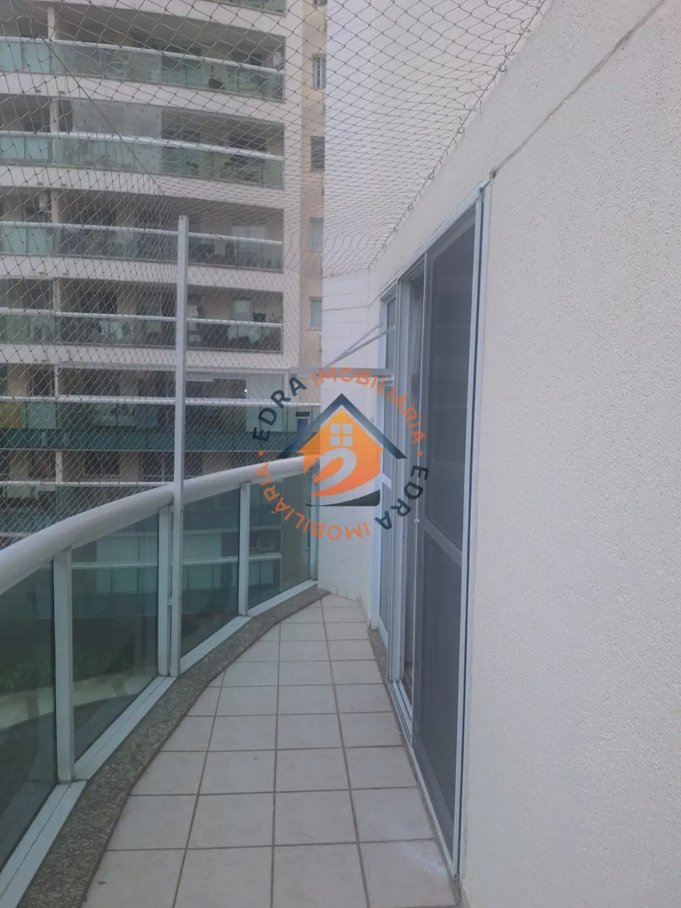 Rental apartment with balcony and 2 bedrooms — photo 3