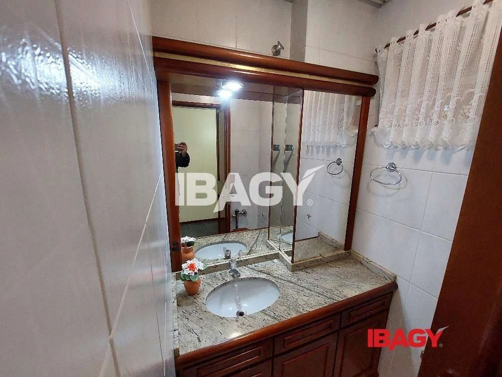 Apartamento de 3 dormitórios com 1 suíte e vaga — photo 4