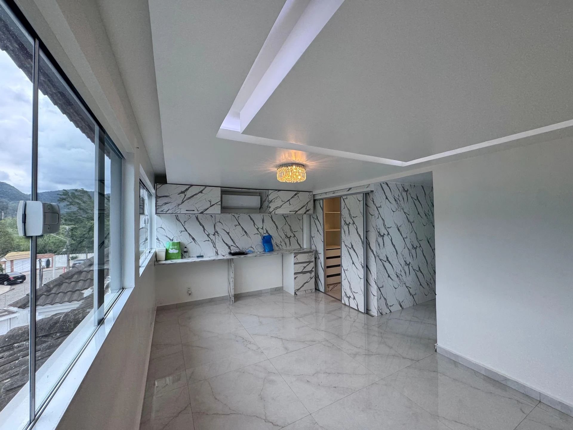 Furnished house with 5 bedrooms and 5 bathrooms — photo 22