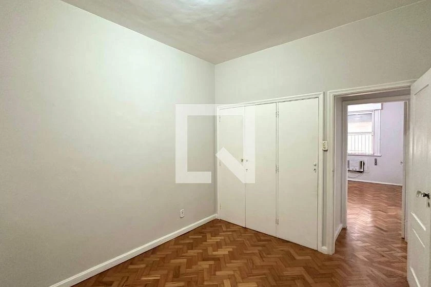 Деревянный пол или ламинат и 3 спальни: квартира 114 м² — photo 18