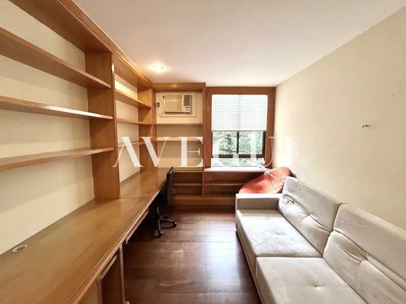 Furnished apartment, 160 m², with a washing machine — photo 11