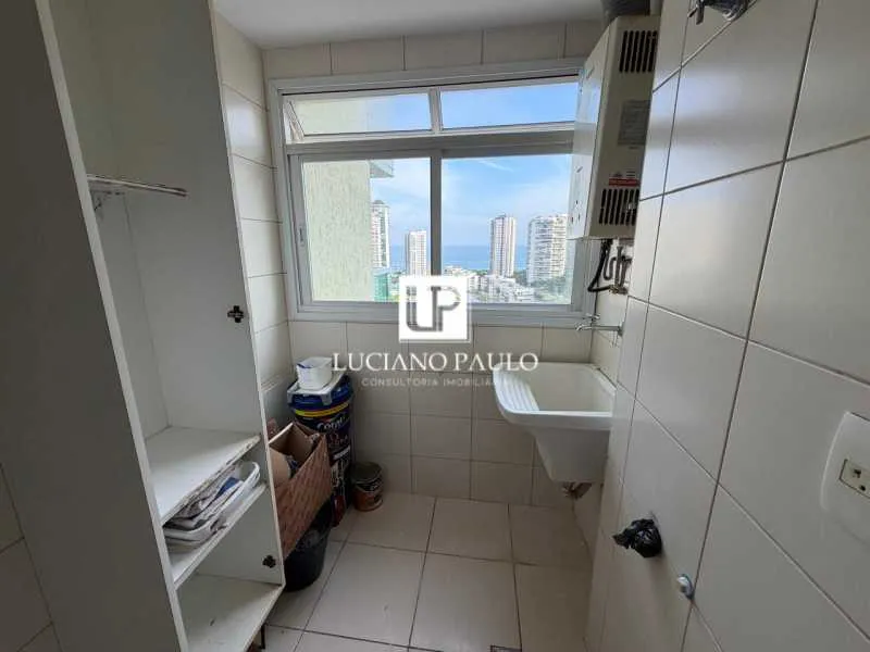 Unfurnished apartment with a balcony and 2 bedrooms — photo 22