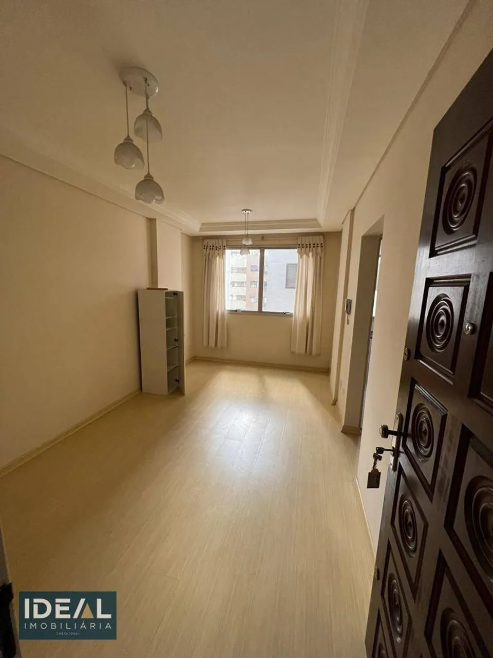 Apartamento de 1 dormitório com 1 vaga e 37 m² — photo 2